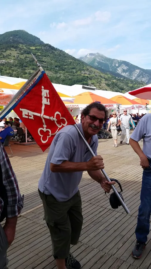 Portabandiera un po' fiacco